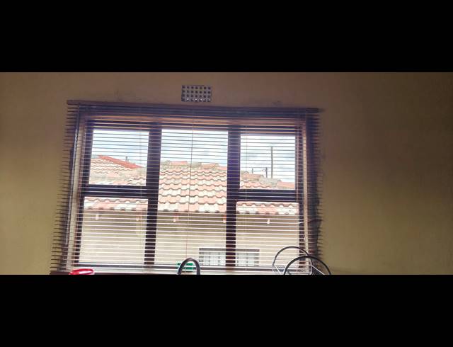 4 BEDROOM FREEHOLD FOR SALE IN BHEKUZULU